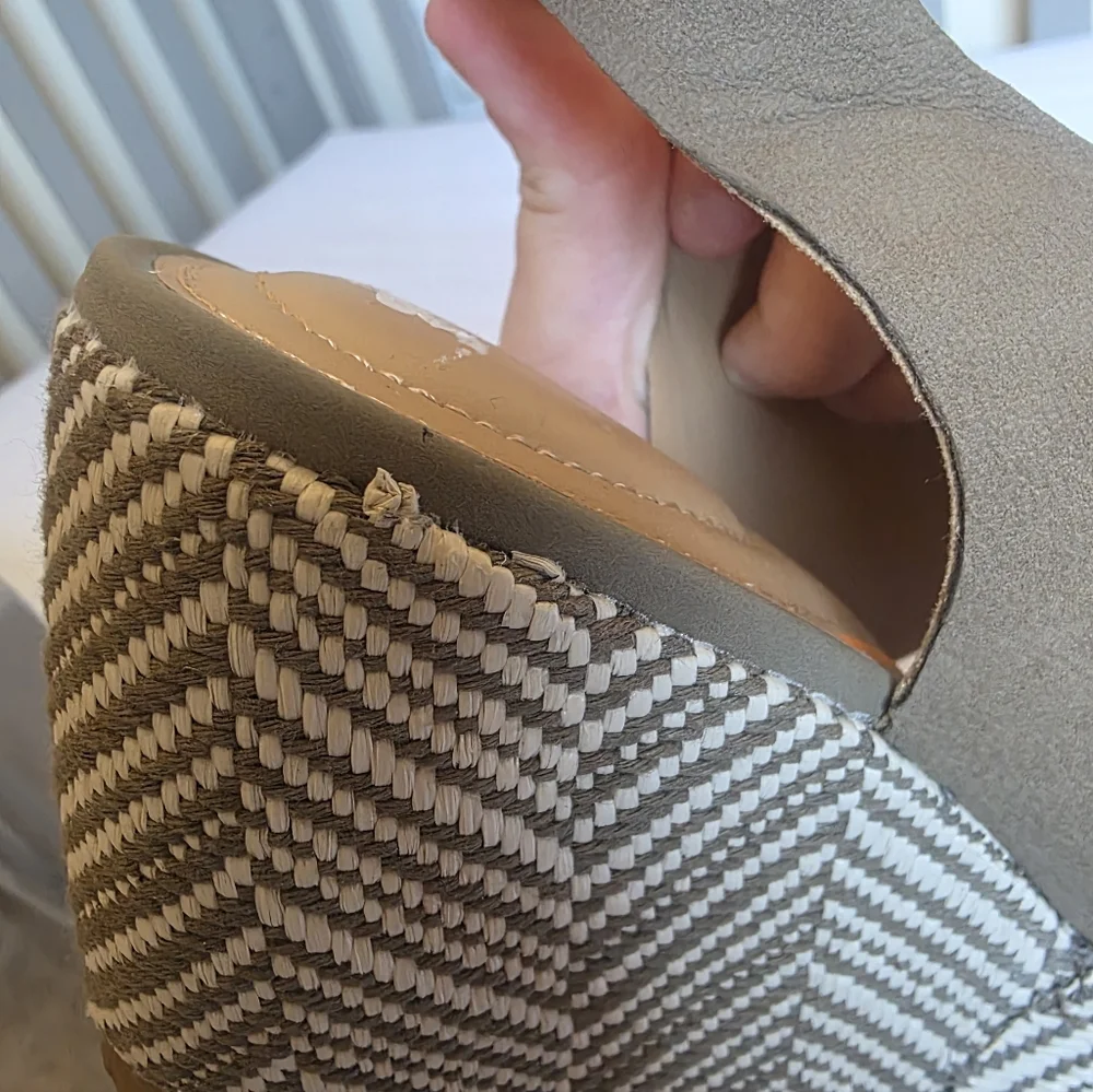 Hush Puppies Khaki Woven Chevron Wedge Sandals Size 9.5